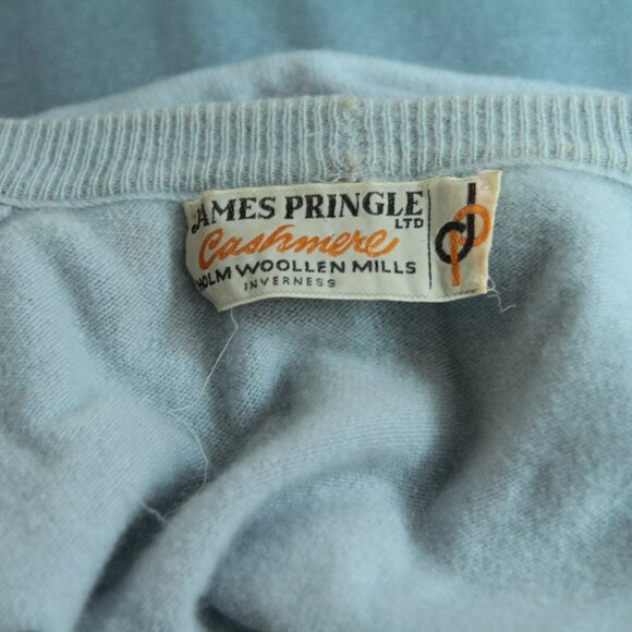 Light blue 70's Pringle cashmere cardigan - Picture 3 of 3
